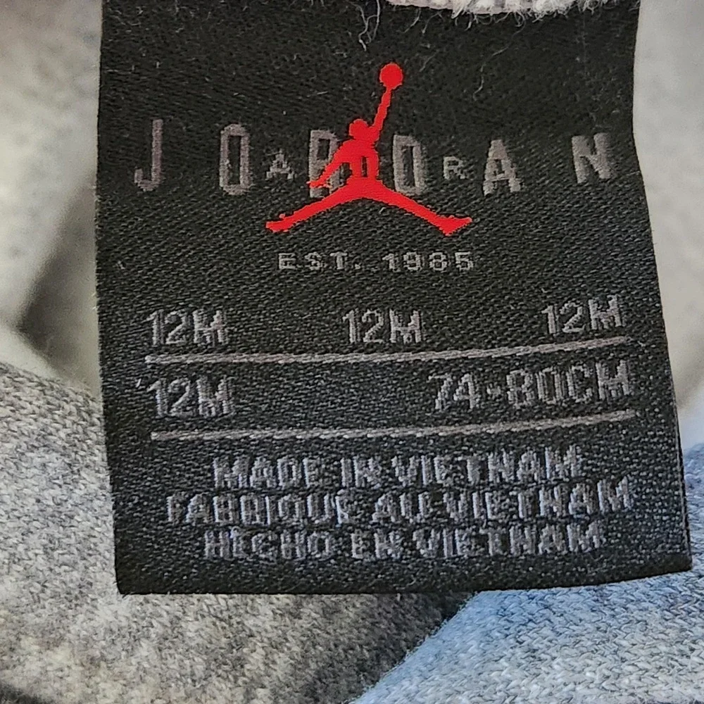 Jordan Brooklyn Fleece Pullover Set Baby 12M Gray Hoodie Joggers Jumpman NEW